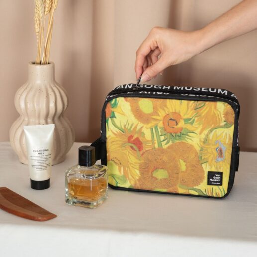 Van Gogh Museum vanity case