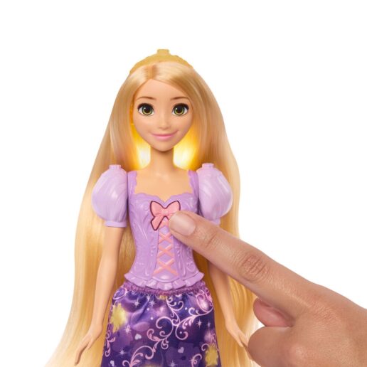 Disney Tangled Reveal Rapunzel doll