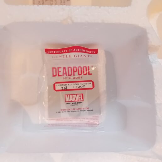 Gentle Giant Marvel LE 229/1000 PX Previews Deadpool Mini Bust (Begagnad)