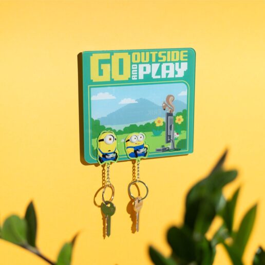 Minions key hanger with keyring