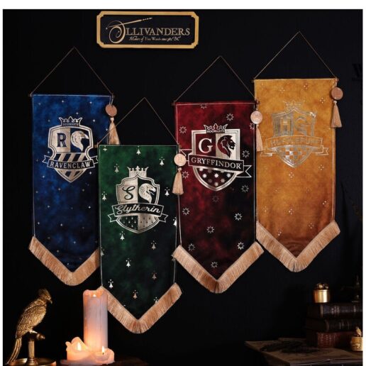Harry Potter Hufflepuff hanging banner