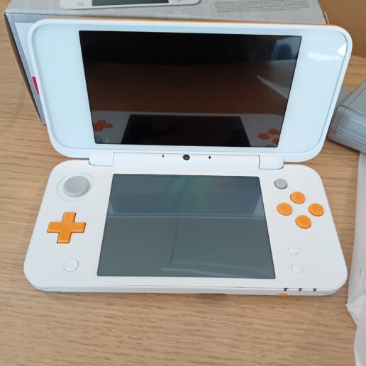 New Nintendo 2DS XL (Begagnad)