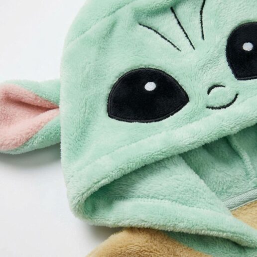 Star Wars The Mandalorian Baby Yoda pyjama