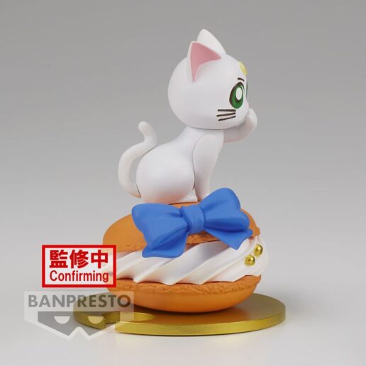 Pretty Guardian Sailor Moon Cosmos the Movie Artemis figure 7cm