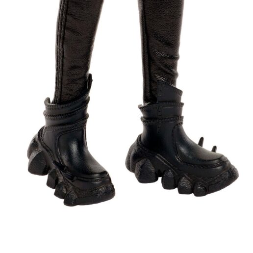 K-Pop Demon Hunters Rumi deluxe doll