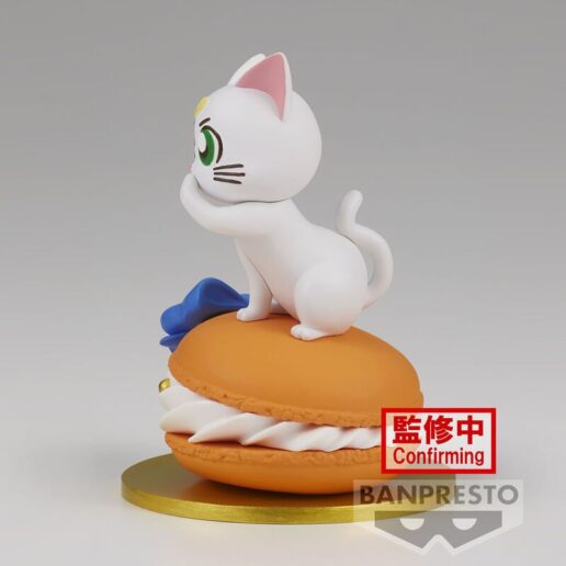 Pretty Guardian Sailor Moon Cosmos the Movie Artemis figure 7cm