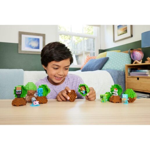 Minecraft Assorted Mini Surprise egg figure
