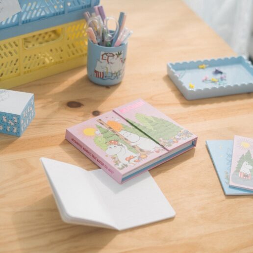Moomin weekly planner with sticky notes