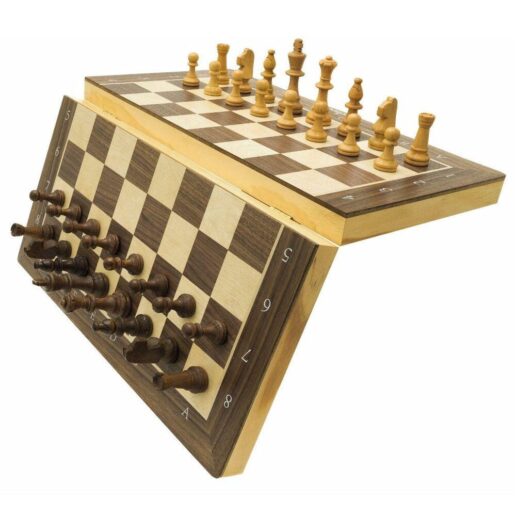 Wooden folding magnetic chess set