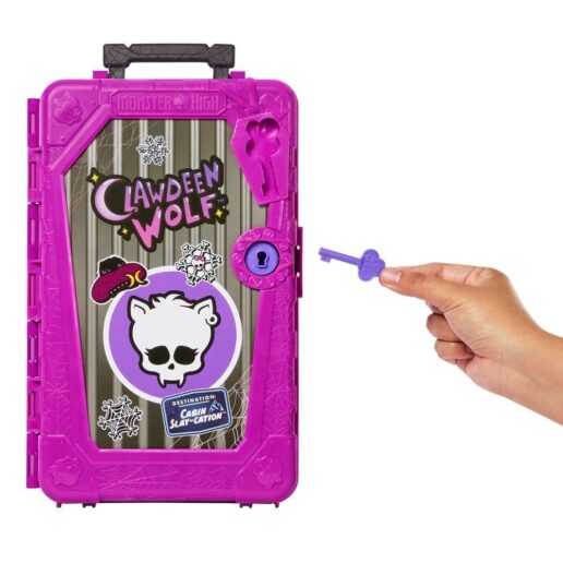 Monster High Skulltimate Secrets Clawdeen Wolf doll and wardrobe