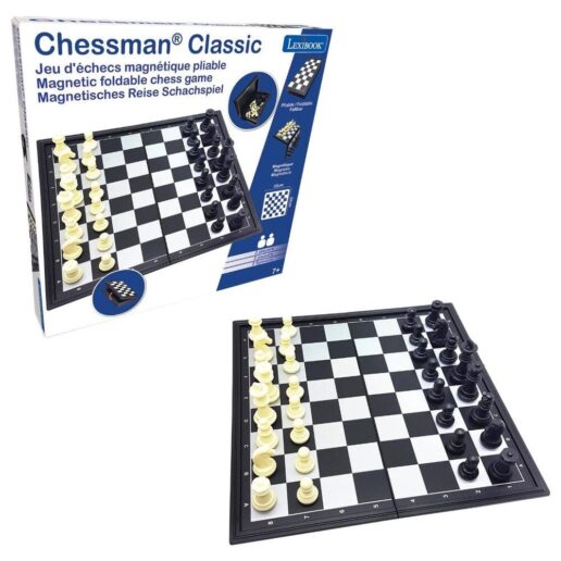 Folding magnetic chess set