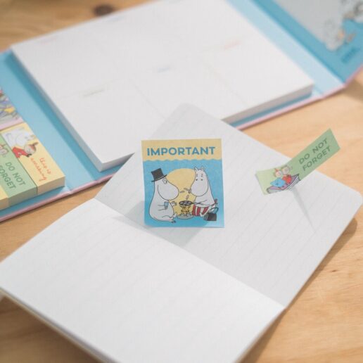 Moomin weekly planner with sticky notes