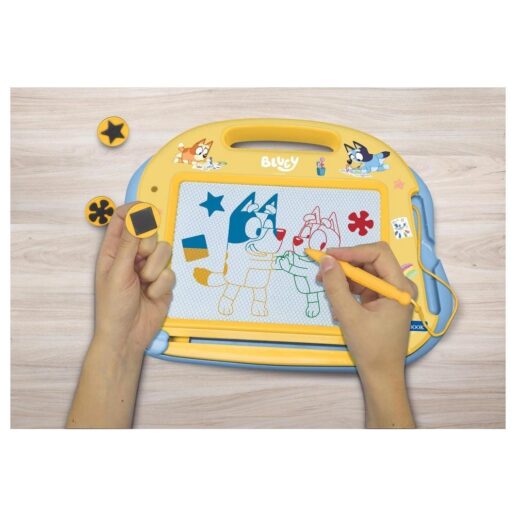 Bluey magnetic drawing board