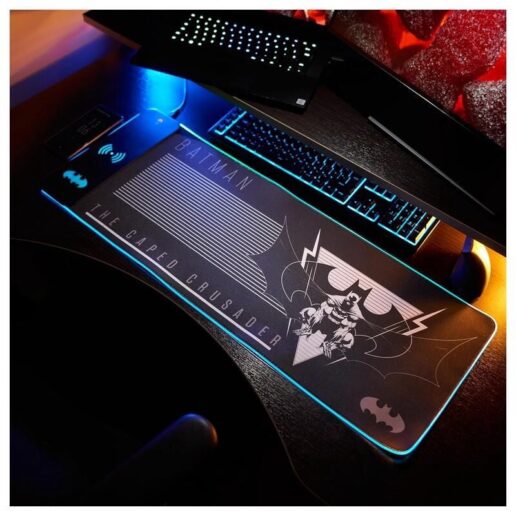 DC Comics Batman Wireless Charging gaming desk mat