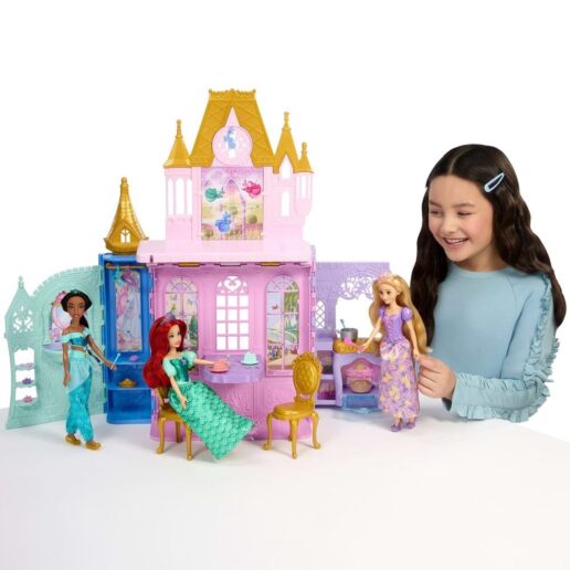 Disney Princess Rapunzel Doll and Close & Carry Castle playset