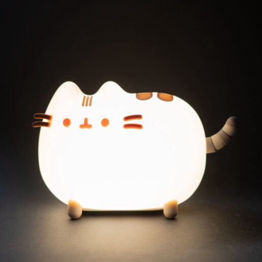 Pusheen squishy lamp
