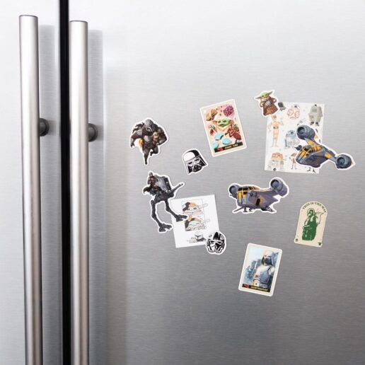 Star Wars Mandalorian and Grogu die-cut magnet set