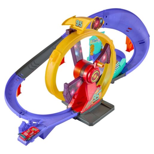 Disney Pixar Cars Lightning McQueen track set